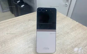 Samsung Galaxy Z Flip7 FE 8/128Gb