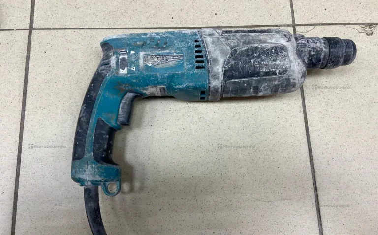 Перфоратор makita HR2470K