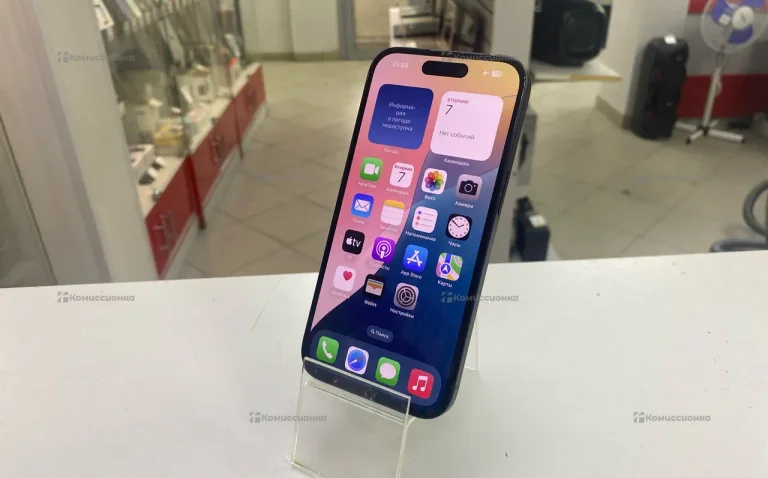 Apple iPhone 15 6/128 ГБ