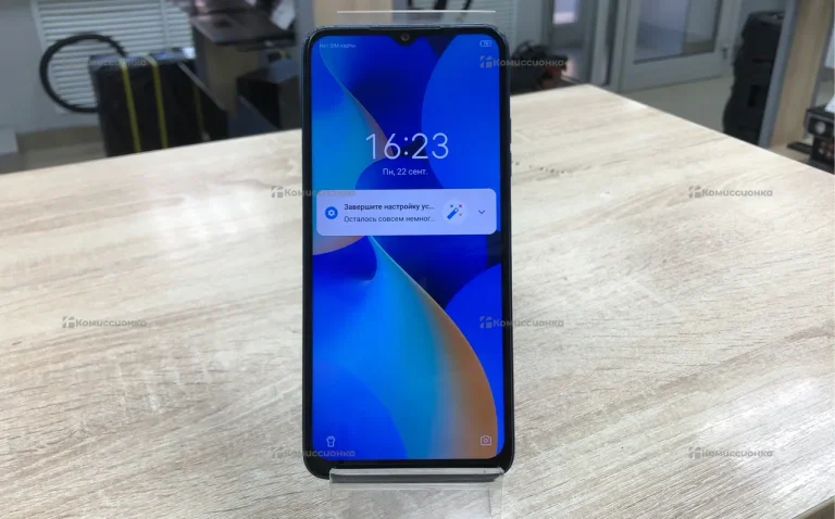 Tecno Spark 10C 4/64 ГБ