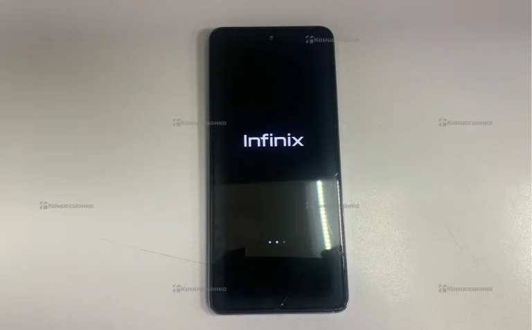 Infinix HOT 40 8/128 ГБ