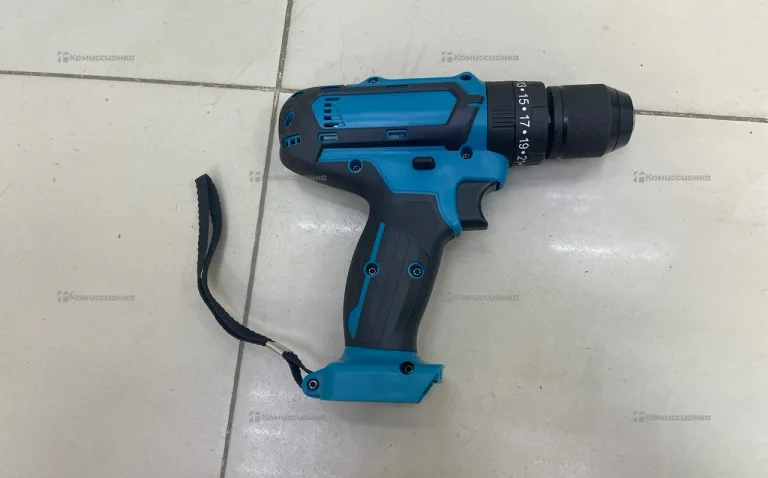 дрель шуруповёрт Makita c метал. патроном реплика