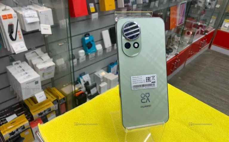 Huawei nova 13 12/256 ГБ