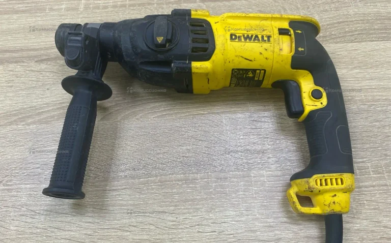 Перфоратор DeWalt D25133ks