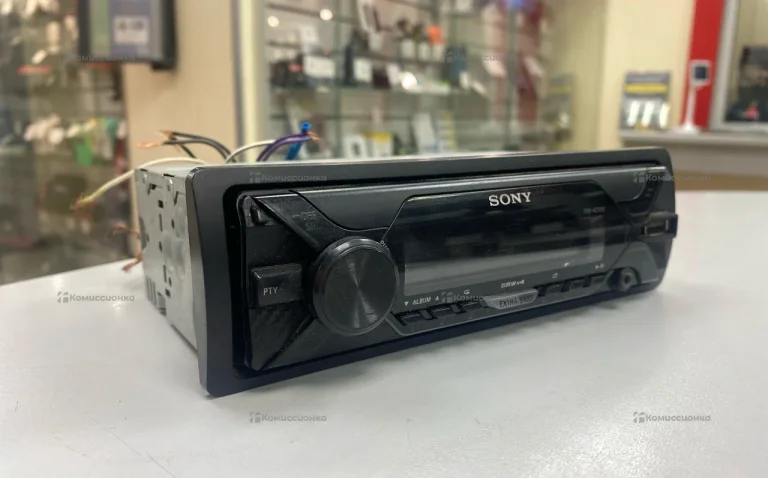 Автомагнитола  SONY DSX-A210UI