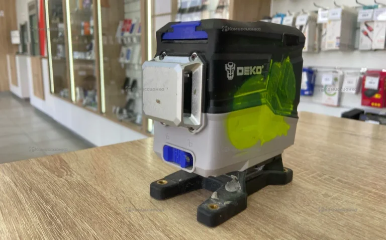Лазерный уровень Deko 3D