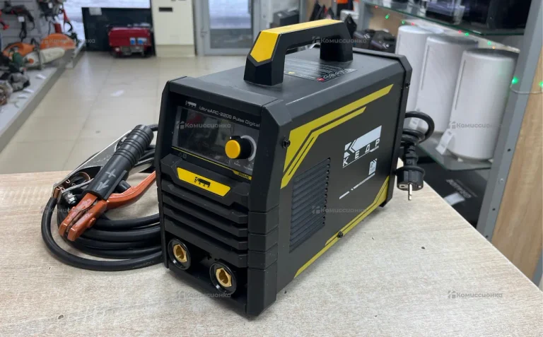 Аппарат инверторный Кедр UltraARC-220S Pulse Digit