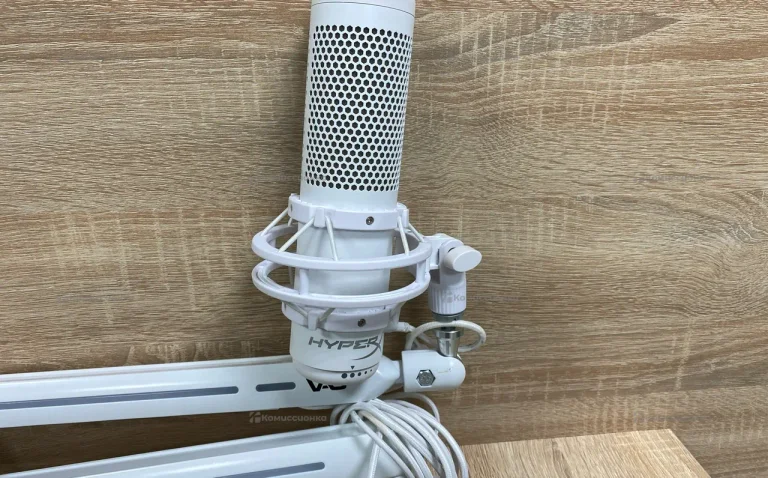 Микрофон Hyperx Quadcast S + кронштейн