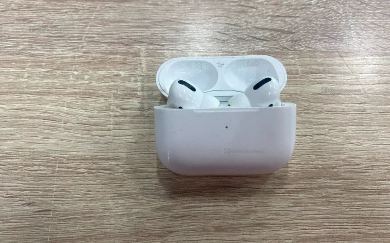 Наушники  Apple AirPods Pro