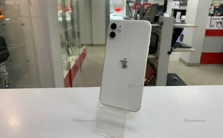 Apple IPhone 11 64 ГБ