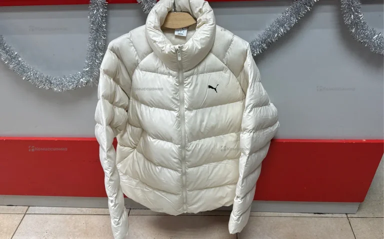 Пуховик женский Puma (L)