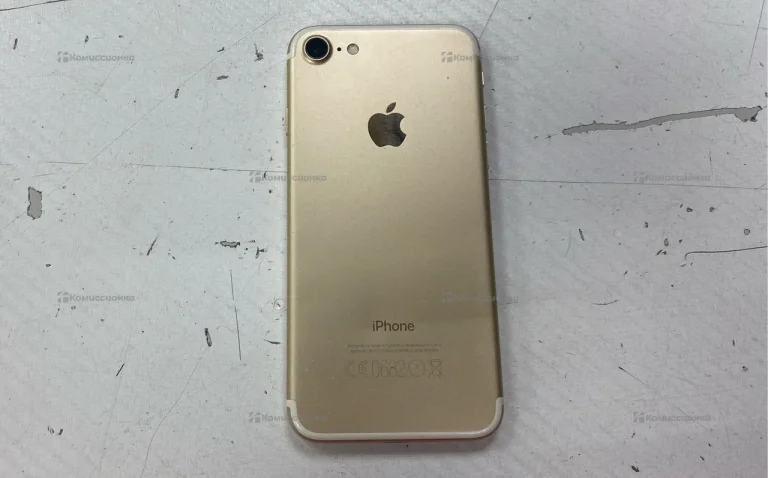 Apple IPhone 7 32 Гб
