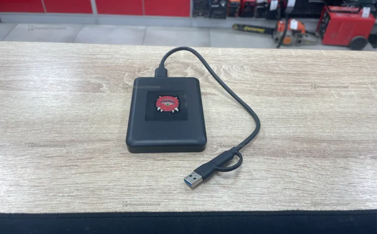 Жесткий диск Toshiba 2TB.