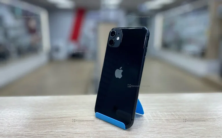 Apple iPhone 11 4/128 ГБ