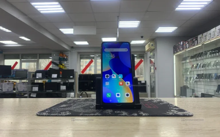 Tecno Spark 10C 4/64 ГБ