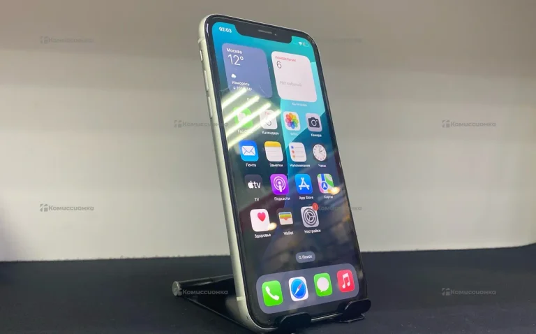 Apple iPhone XR 3/64 ГБ