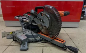 Торцовочная пила BLACK+DECKER BES700-QS