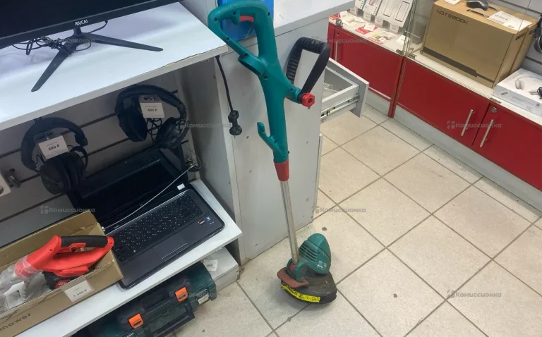Тример Bosch