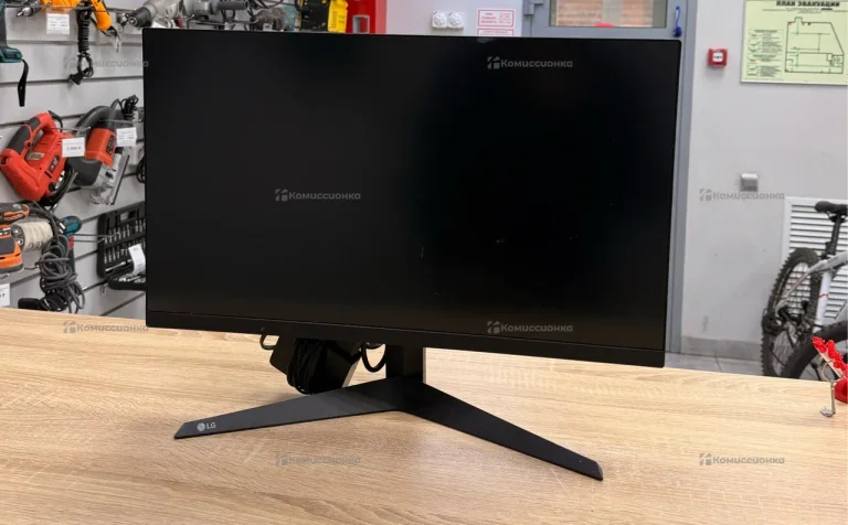 Монитор LG 24GQ50F-B