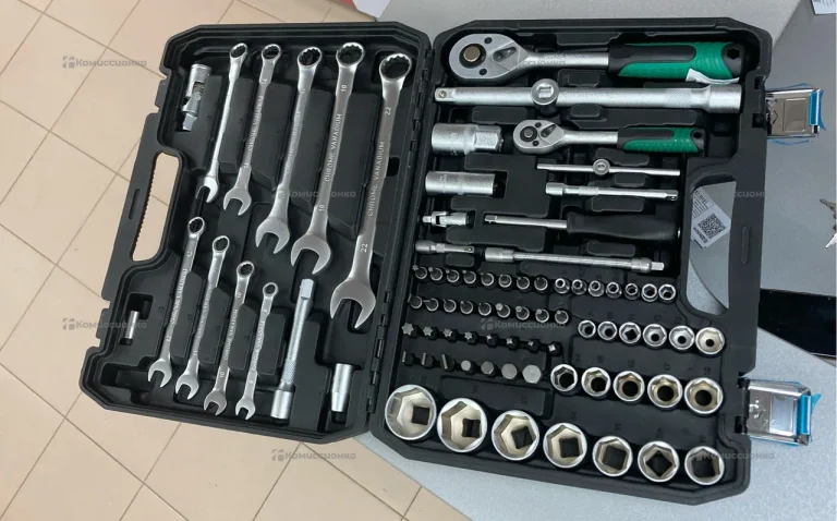 набор инструментов 82 tools