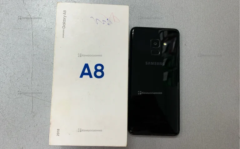 Samsung Galaxy A8 (2018) 4/64 ГБ