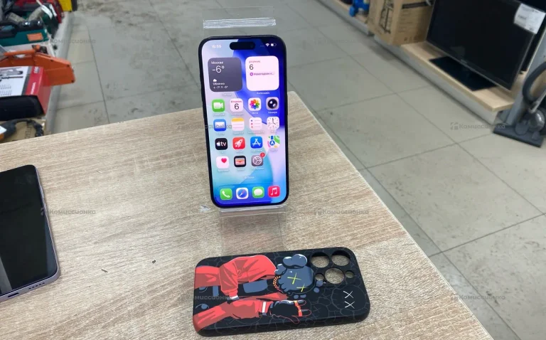 Apple iPhone 15 Pro 8/128 ГБ