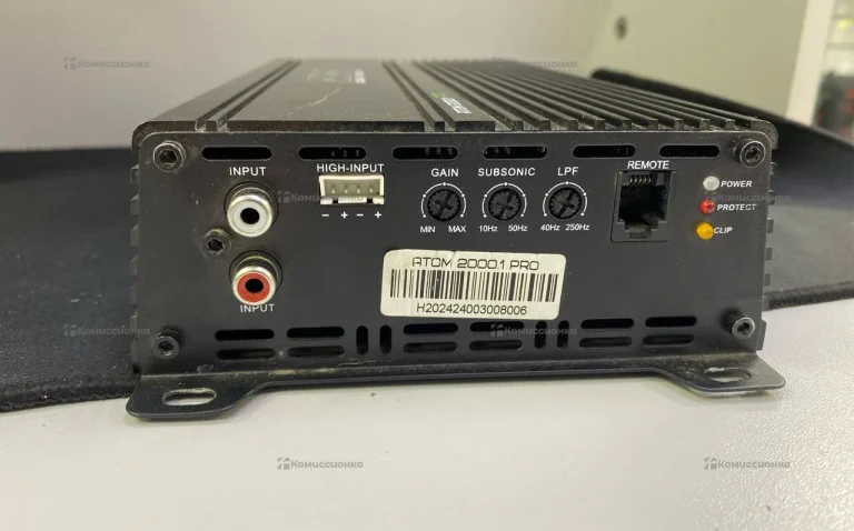 Усилитель  Deaf Bonce 2000w RMS