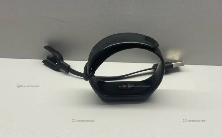 Часы Xiaomi mi band 5