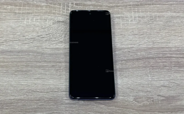 Tecno Spark 30 8/256 ГБ