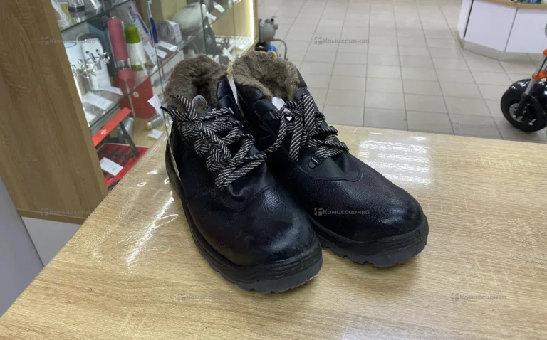 Рабочие ботинки 42р