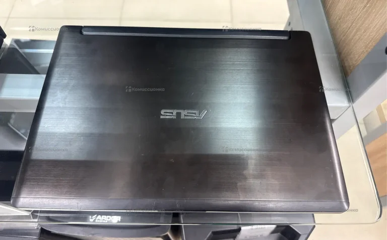 Ноутбук  ASUs i3-3217u