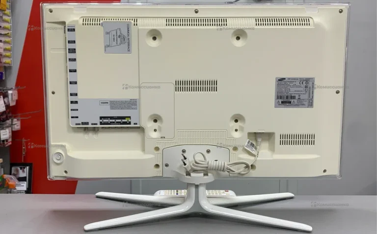 Телевизор Samsung UE32ES6727