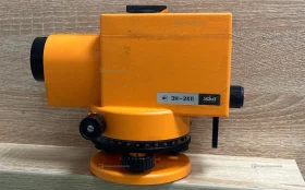 Купить Оптический нивелир УОМЗ 3Н-2КЛ б/у , в Москва и область Цена:3900рублей