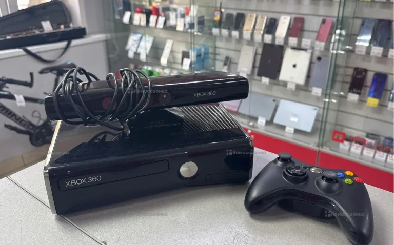 Приставка Xbox 360 + Kinect