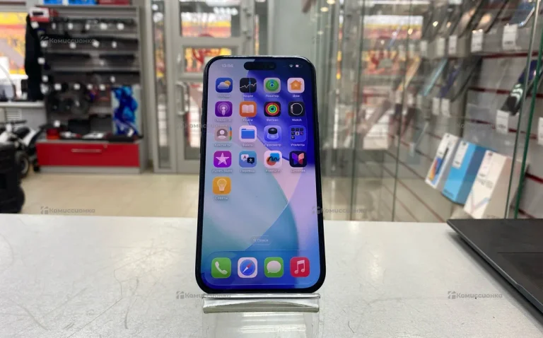 Apple iPhone 15 6/128 ГБ