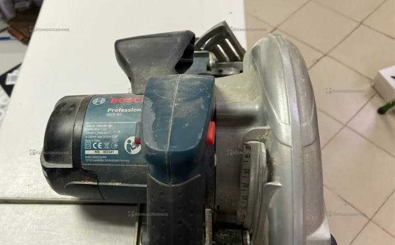Дисковая пила Bosch GKS 65 1600W