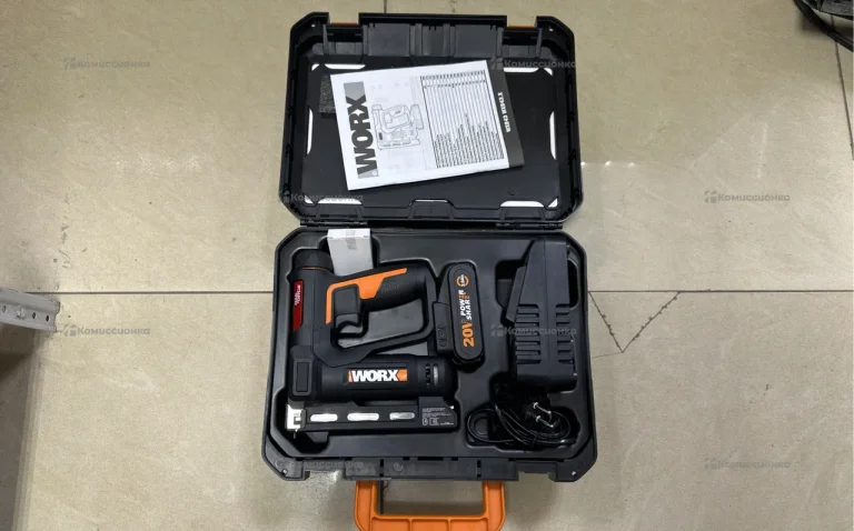 аккумуляторный степлер WX843