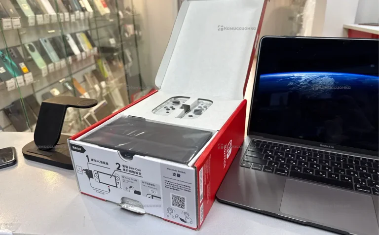 Приставка Nintendo Switch OLED 64 ГБ