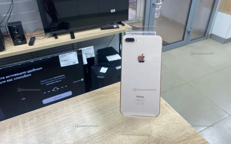 Apple iPhone 8 Plus 3/64 ГБ
