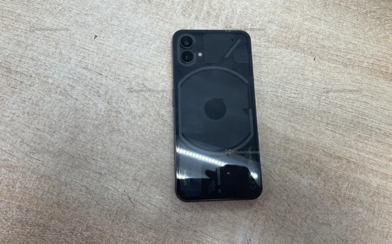 Nothing Phone (1) 8/256 ГБ