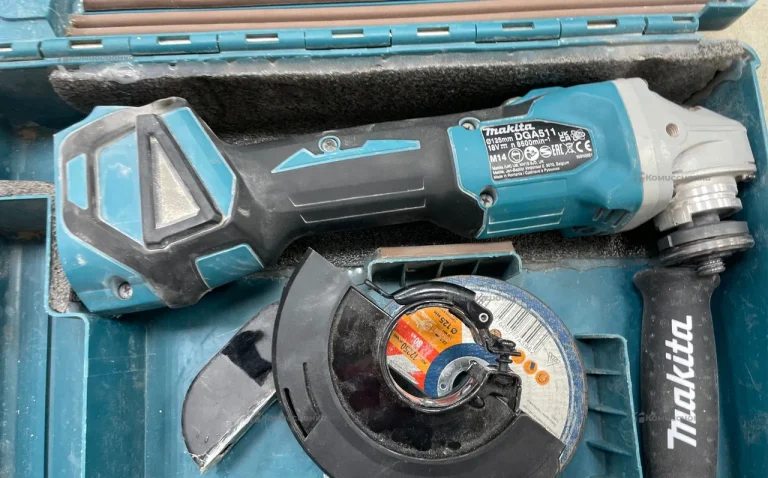 УШМ аккумуляторная Makita DGA511