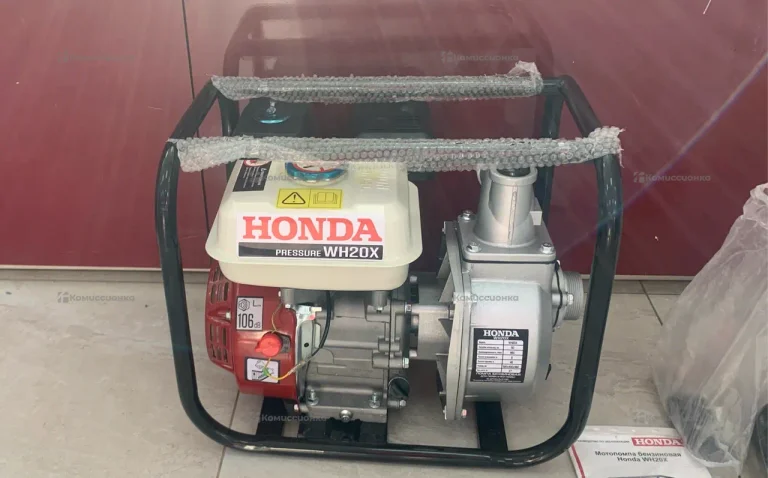 Помпа Honda wh20x