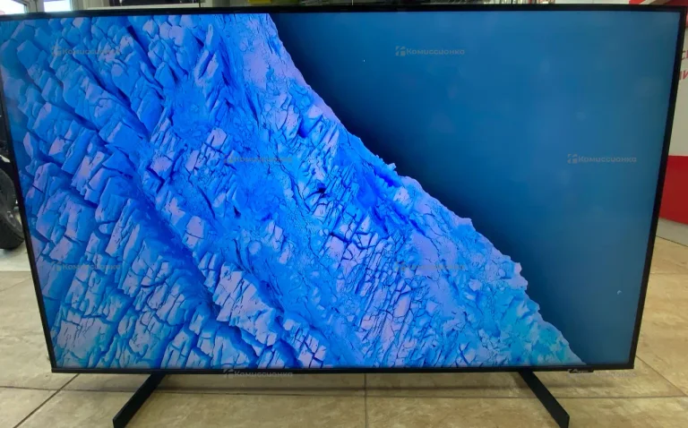 Телевизор Samsung UE50AU8000U