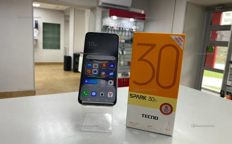 Tecno Spark 30C 4/128 ГБ