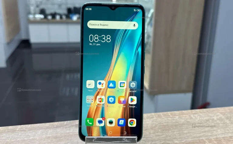 Tecno Spark 8C 4/64 ГБ