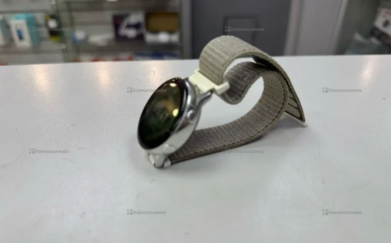 Часы Samsung Galaxy Watch Active