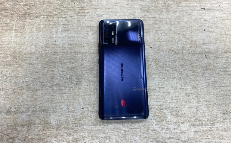 ZTE nubia RedMagic 6 8/128 ГБ