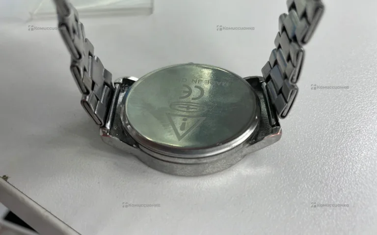 Часы  Geneva реплика