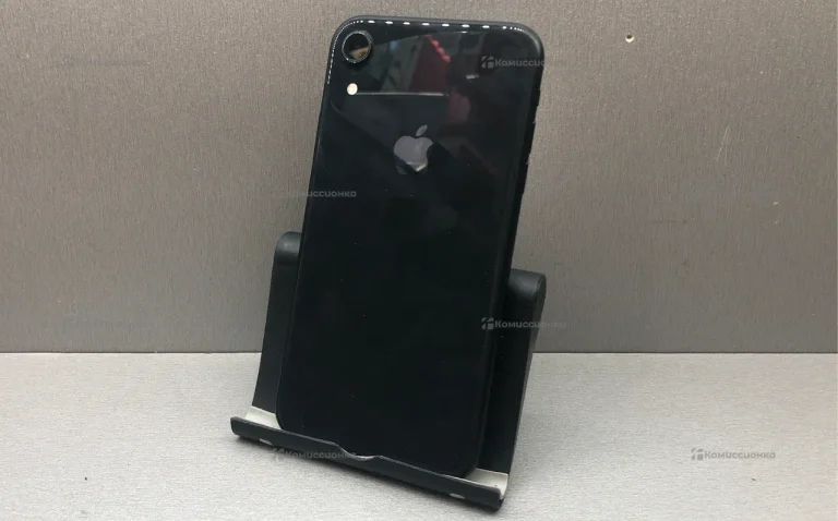 Apple iPhone XR 3/128 ГБ