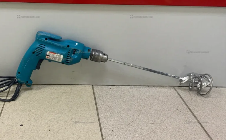Дрель-шуруповерт makita 8450